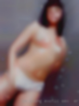 I'm young exotic and sex in Erie a freak.